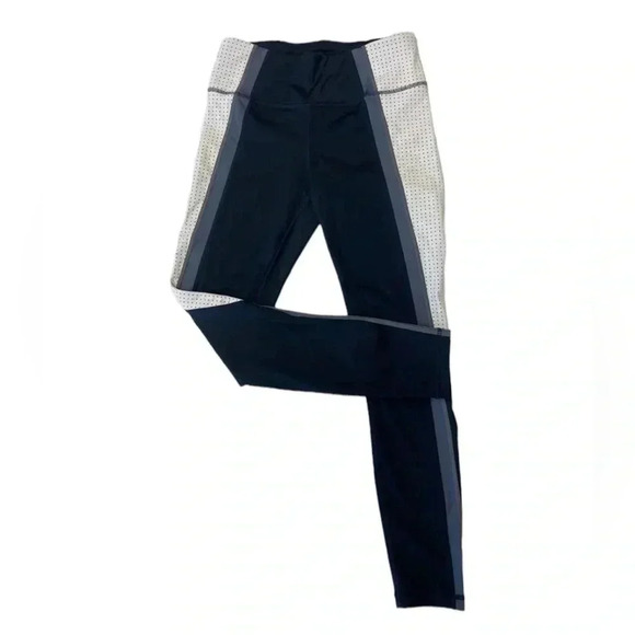 Athleta Elation Crop 7/8 Tight Leggings  Yoga White
Navy Blue Size XS - Picture 5 of 14